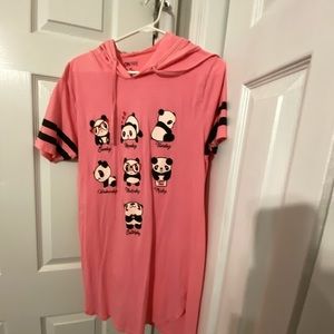 panda t-shirt hoodie